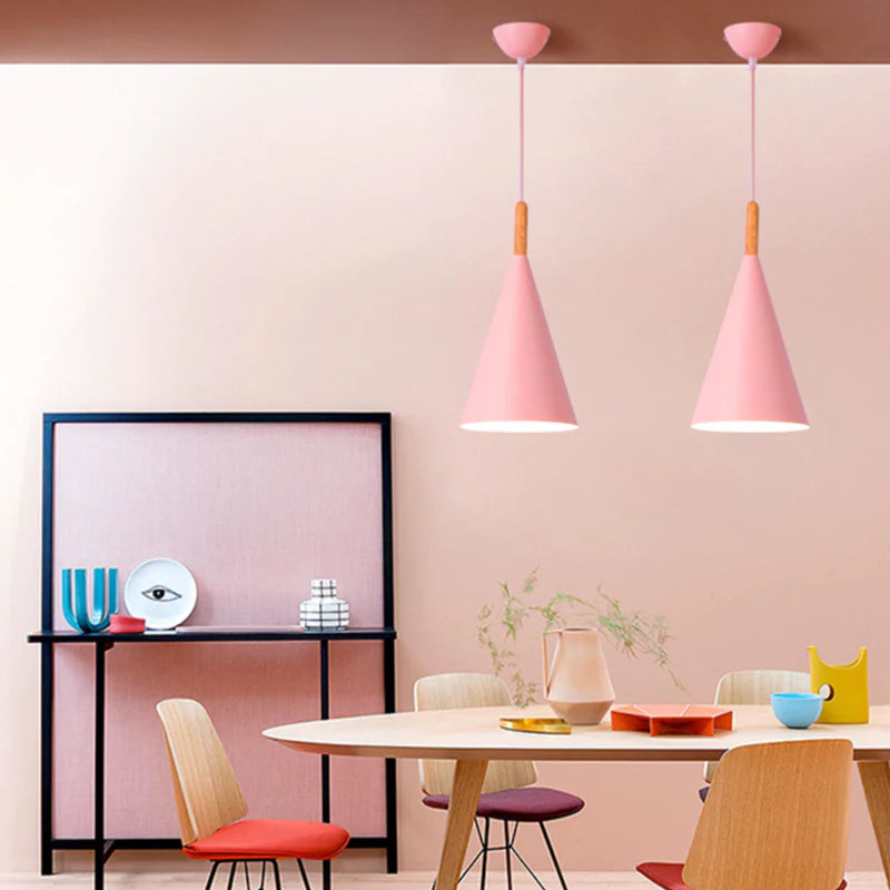 Suspension coloré en métal avec finition bois