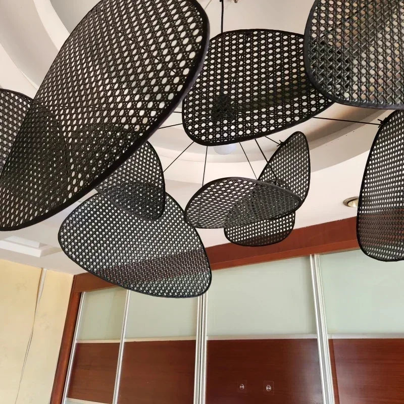 Suspension en Rotin Noir Design Géométrique Luminaire Contemporain