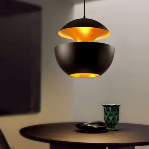 Suspension Moderne forme de demi Boule noire en Aluminium